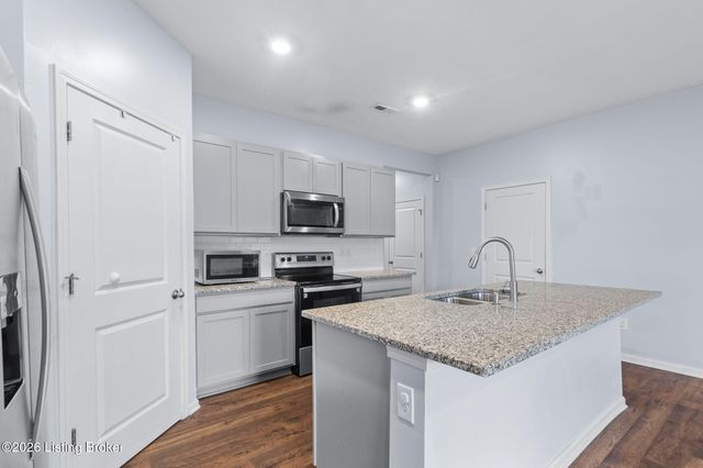 6904 Train Station Way, Louisville, KY 40272