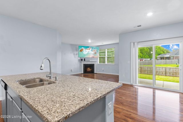 6904 Train Station Way, Louisville, KY 40272