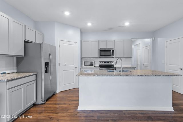 6904 Train Station Way, Louisville, KY 40272