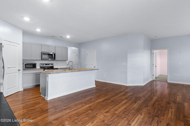 6904 Train Station Way, Louisville, KY 40272