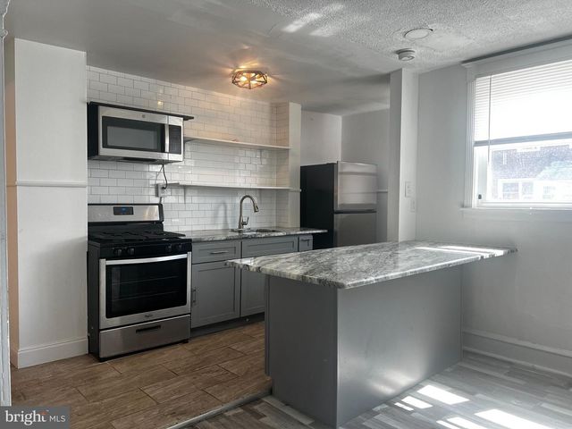 7056 ABERDEEN RD, Upper Darby, PA 19082