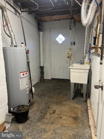 7056 ABERDEEN RD, Upper Darby, PA 19082