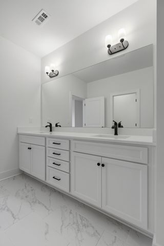 116 Valentine Aly, Nashville, TN 37218