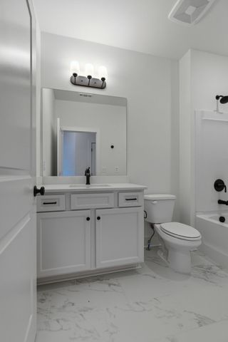 116 Valentine Aly, Nashville, TN 37218