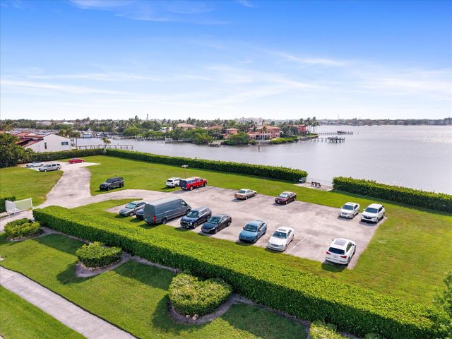 3450 S Ocean Boulevard 620, Palm Beach, FL 33480
