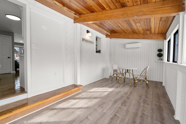 22 Old Bolton Rd, Hudson, MA 01749