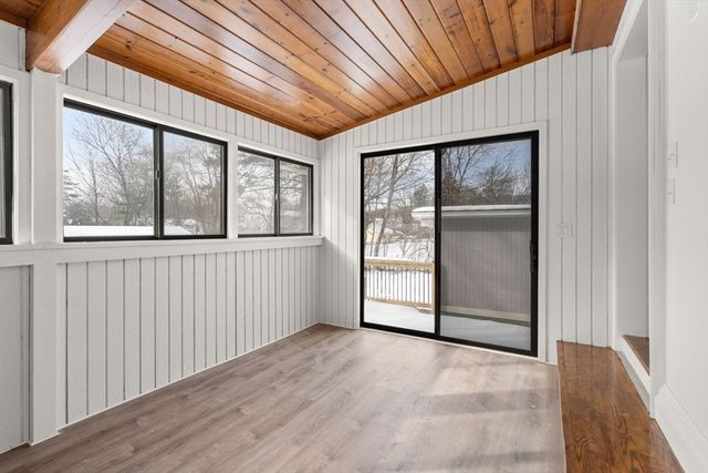 22 Old Bolton Rd, Hudson, MA 01749