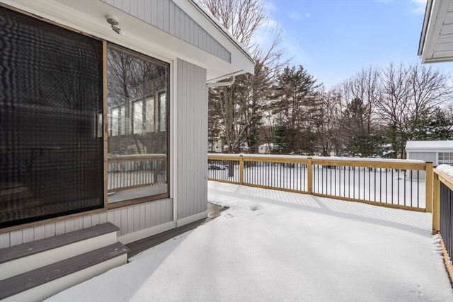 22 Old Bolton Rd, Hudson, MA 01749
