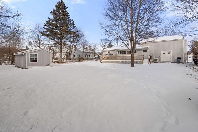 22 Old Bolton Rd, Hudson, MA 01749