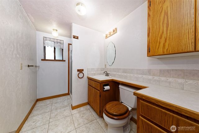 6041 E Agate Road, Shelton, WA 98584