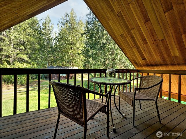 6041 E Agate Road, Shelton, WA 98584