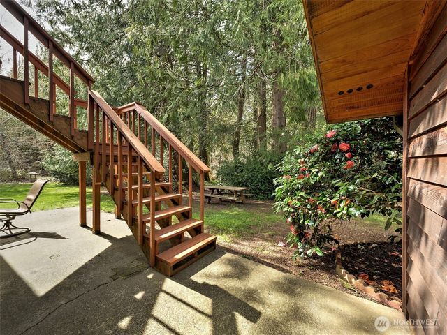 6041 E Agate Road, Shelton, WA 98584