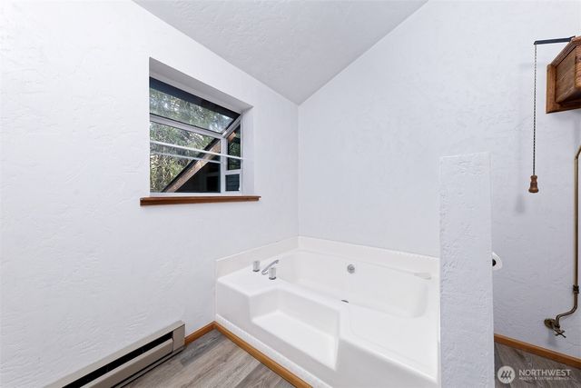 6041 E Agate Road, Shelton, WA 98584