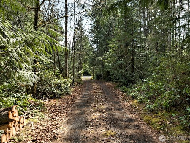 6041 E Agate Road, Shelton, WA 98584