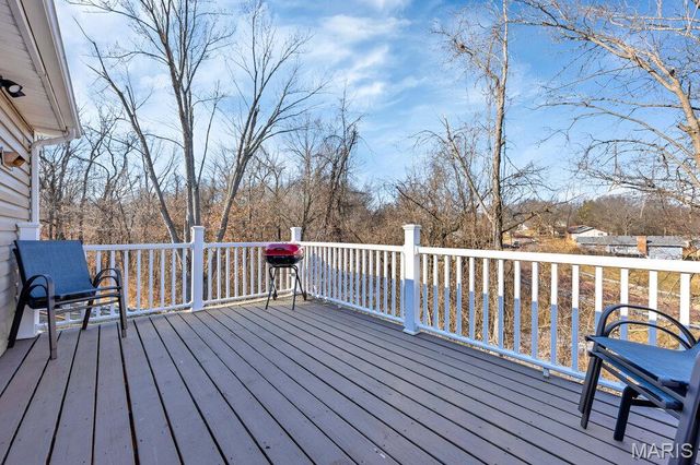 6995 Candlewick Way, St Louis, MO 63033