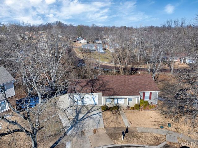 6995 Candlewick Way, St Louis, MO 63033