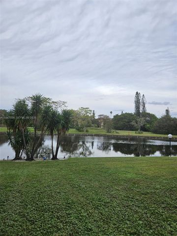 3591 Inverrary Dr 405, Lauderhill, FL 33319