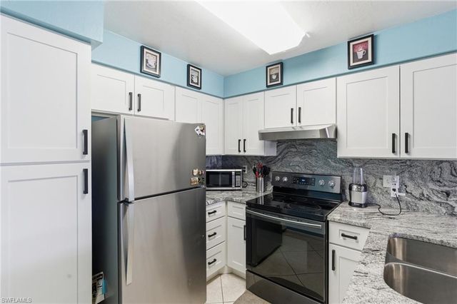 1100 Pondella RD 610, Cape Coral, FL 33909