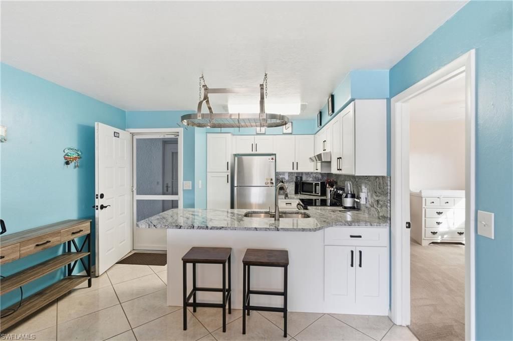 1100 Pondella RD 610, Cape Coral, FL 33909