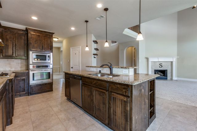 2241 Gulfstream Drive, Little Elm, TX 75068