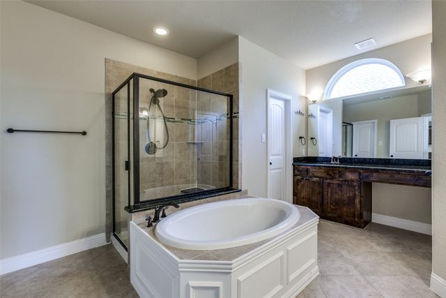 2241 Gulfstream Drive, Little Elm, TX 75068