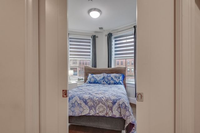 652 Massachusetts Ave 2, Boston, MA 02118