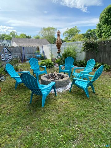 39 Middletown Avenue, Old Saybrook, CT 06475