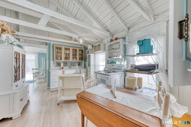 39 Middletown Avenue, Old Saybrook, CT 06475