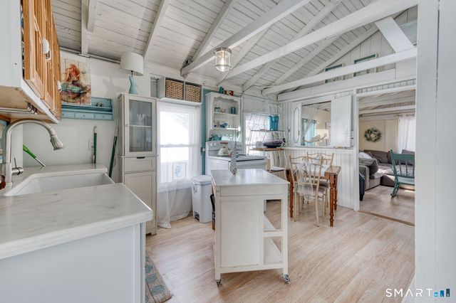 39 Middletown Avenue, Old Saybrook, CT 06475