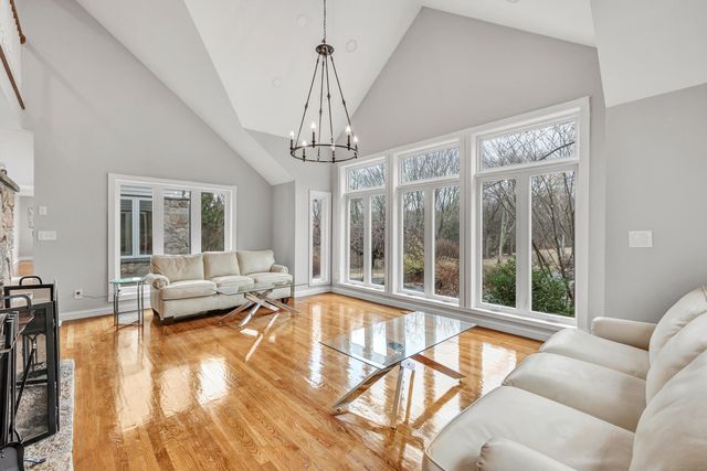 101 Northwood Drive, Easton, CT 06612