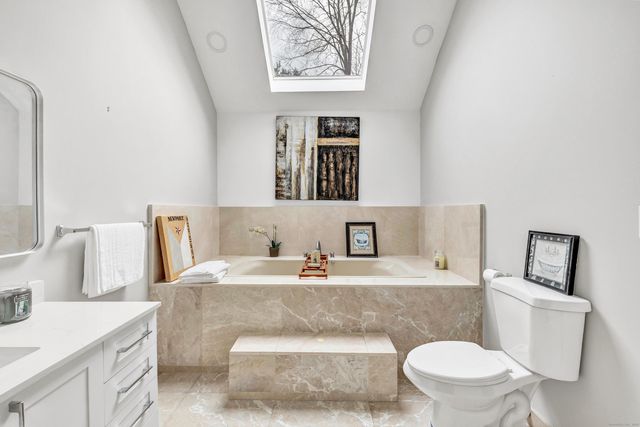 101 Northwood Drive, Easton, CT 06612