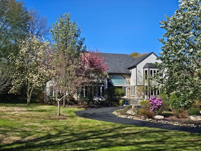 101 Northwood Drive, Easton, CT 06612