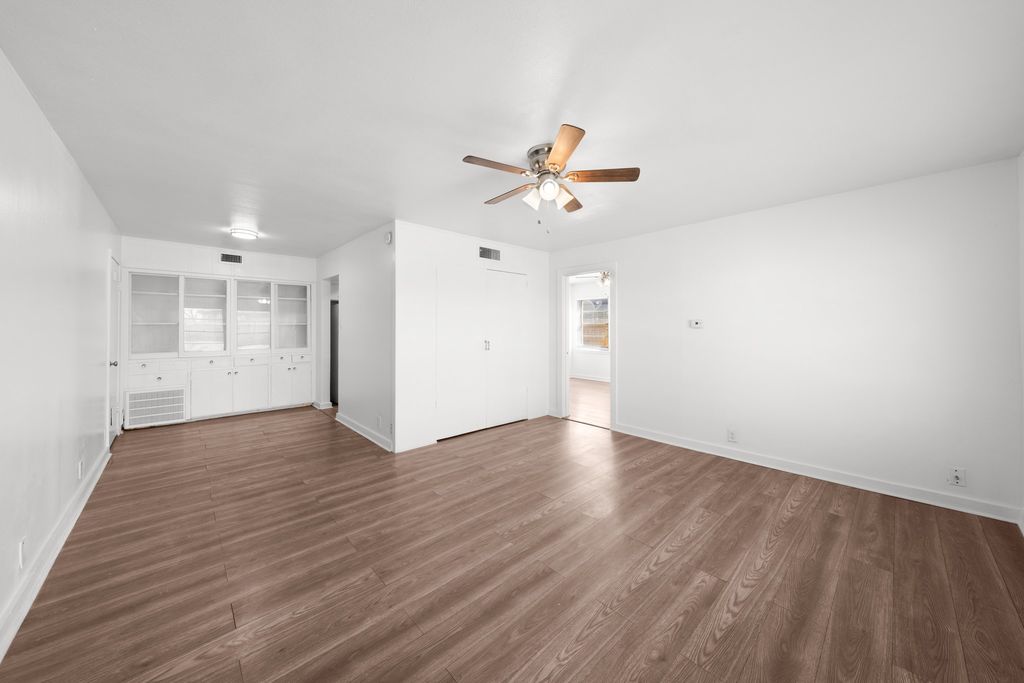 523 S Travis Street 2, Sherman, TX 75090