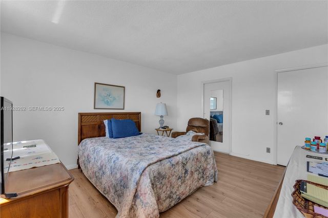 215 SE 3rd Ave 407B, Hallandale Beach, FL 33009