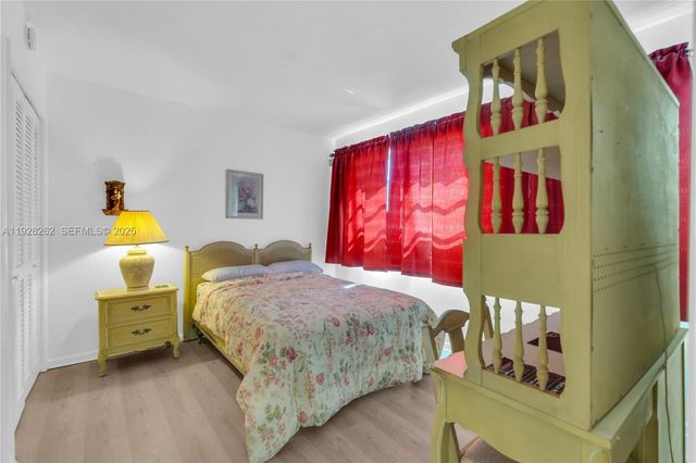 215 SE 3rd Ave 407B, Hallandale Beach, FL 33009