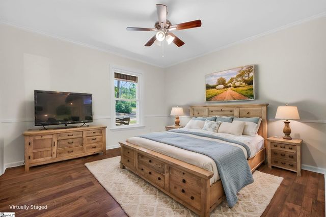 618 Racetrack Road, Woodruff, SC 29388