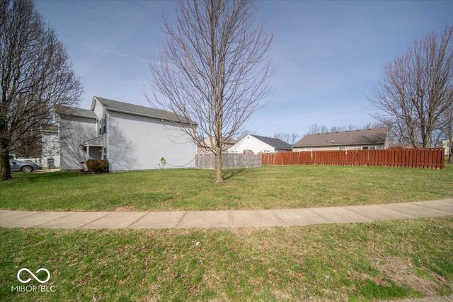 8836 Youngs Creek Lane, Indianapolis, IN 46113