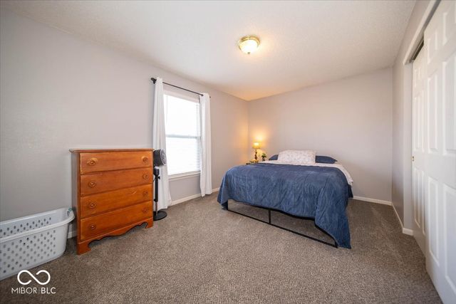 8836 Youngs Creek Lane, Indianapolis, IN 46113