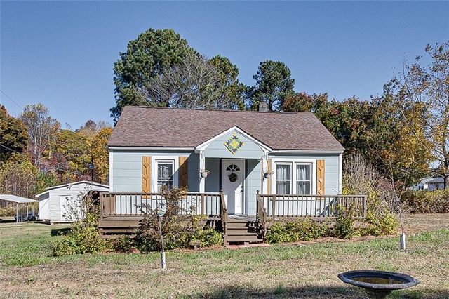 206 W Edgewood Circle, Asheboro, NC 27205