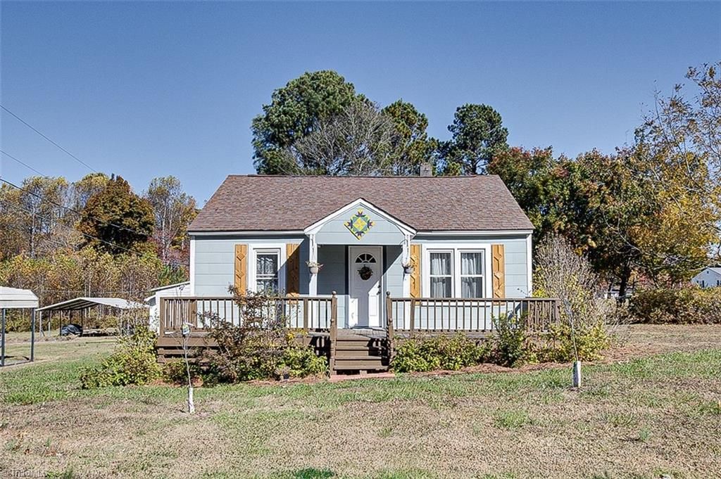 206 W Edgewood Circle, Asheboro, NC 27205
