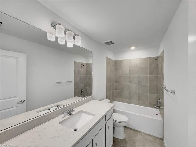 3748 Passion Vine DR, Alva, FL 33920