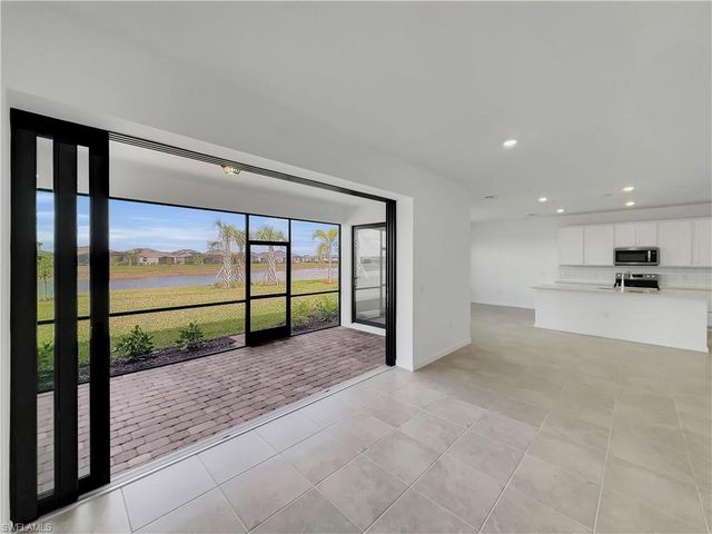 3748 Passion Vine DR, Alva, FL 33920