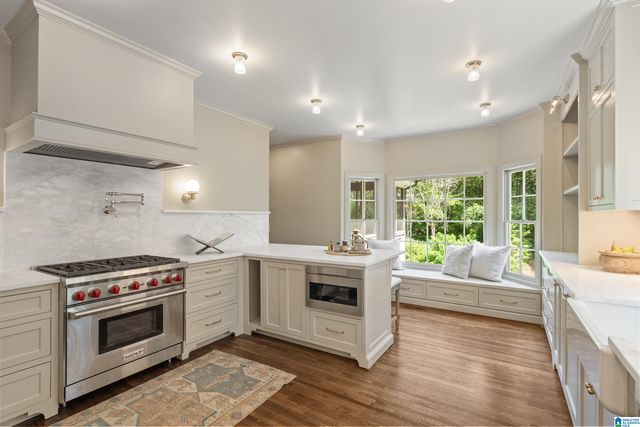 3022 WEATHERTON DRIVE, Mountain Brook, AL 35223