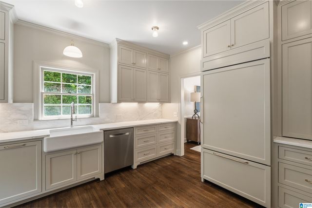 3022 WEATHERTON DRIVE, Mountain Brook, AL 35223