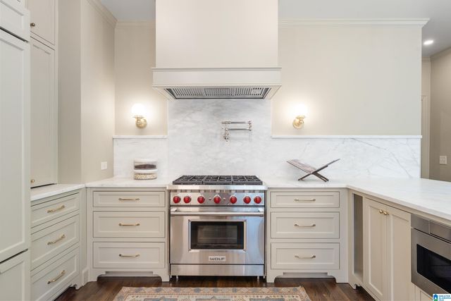 3022 WEATHERTON DRIVE, Mountain Brook, AL 35223