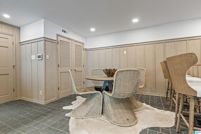 3022 WEATHERTON DRIVE, Mountain Brook, AL 35223