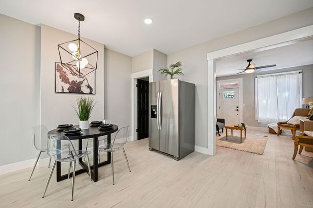 6 E BLAKE Avenue, Columbus, OH 43202