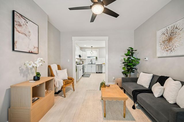 6 E BLAKE Avenue, Columbus, OH 43202