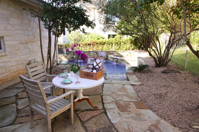 4308 Canoas DR, Austin, TX 78730