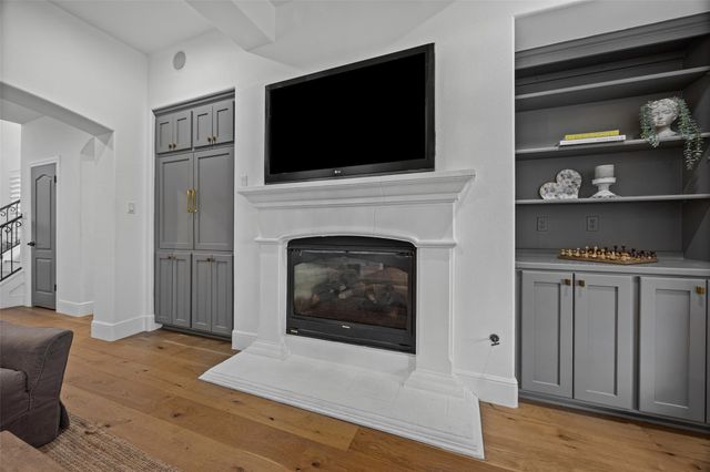 4308 Canoas DR, Austin, TX 78730